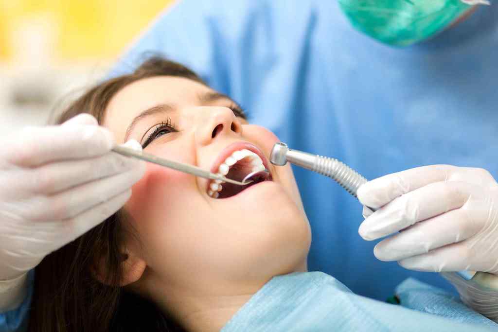 抽神經-根管治療-牙齒變黑-根管治療牙套-全瓷冠-台中-劉得廷醫師